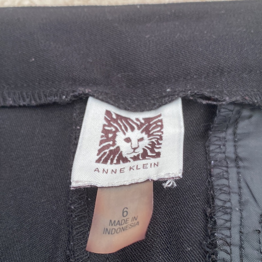 Black dress pants - Picture 3 of 3